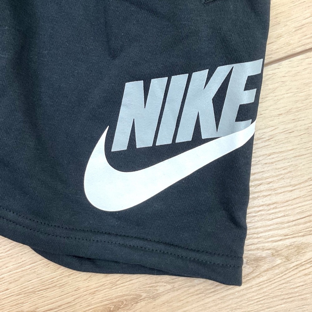Nike‎ Kids' Shorts Black Drawstring Athletic Casual Activewear XS - Picture 2 of 8